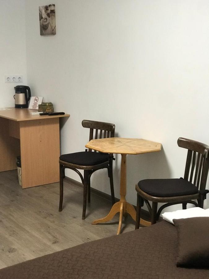 Мини Отель «Positive” Kijów Zewnętrze zdjęcie